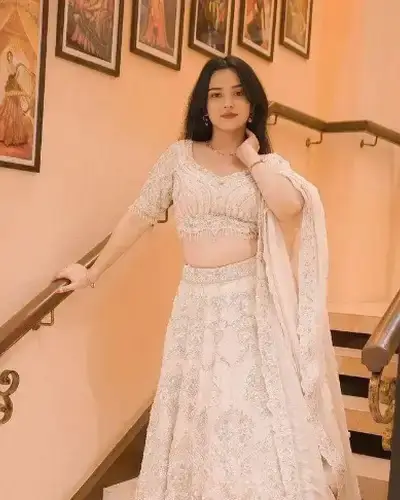 Escort Service In Aliganj